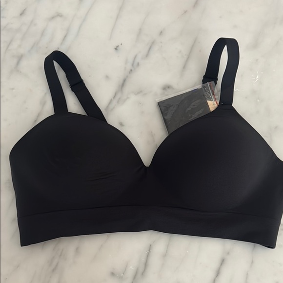NWT truekind Supportive Comfort Wireless Shaping Bra - Picture 1 of 6